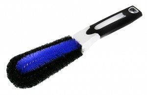 Round brush for wheels washing